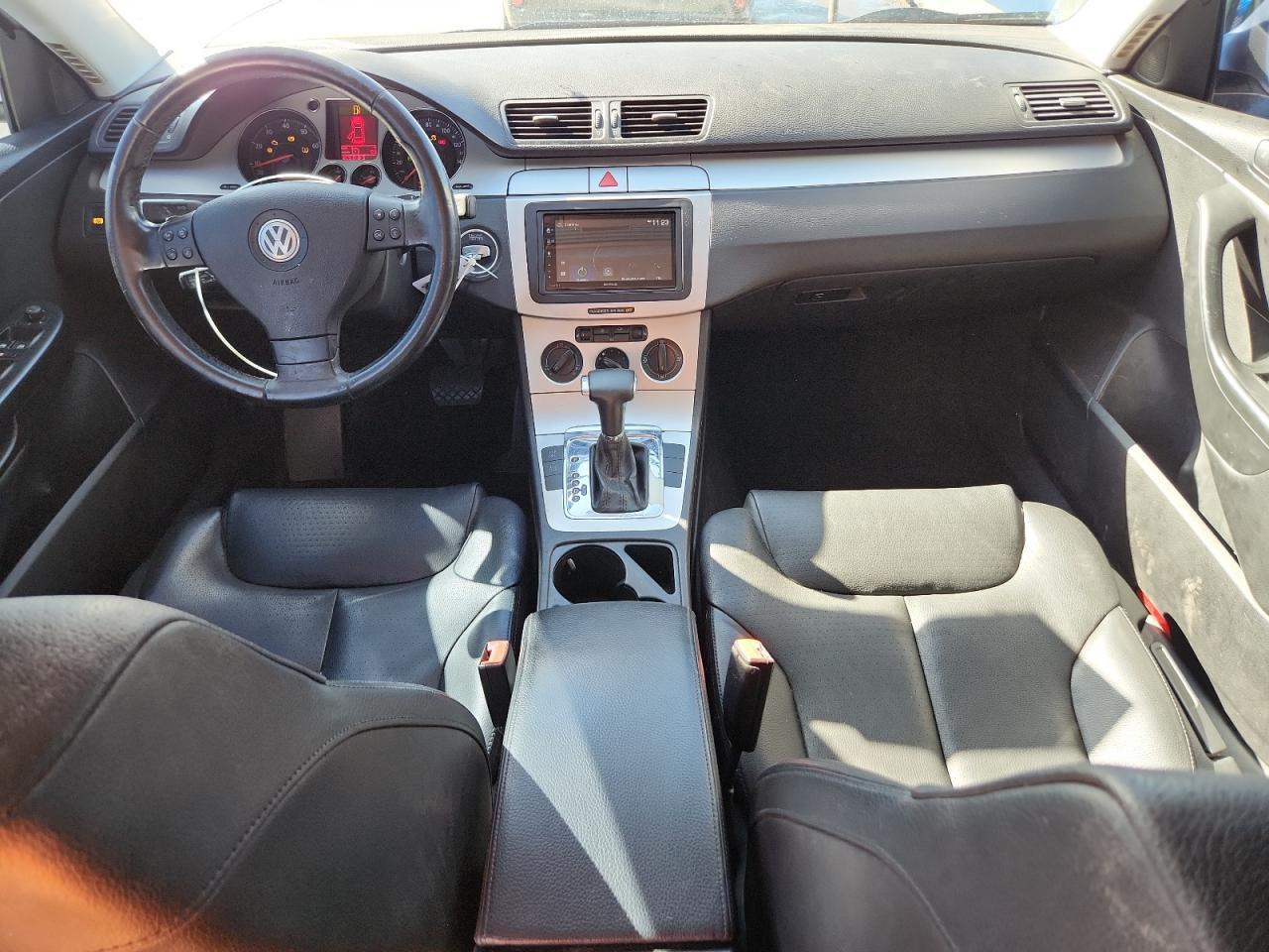 2008 VOLKSWAGEN Passat