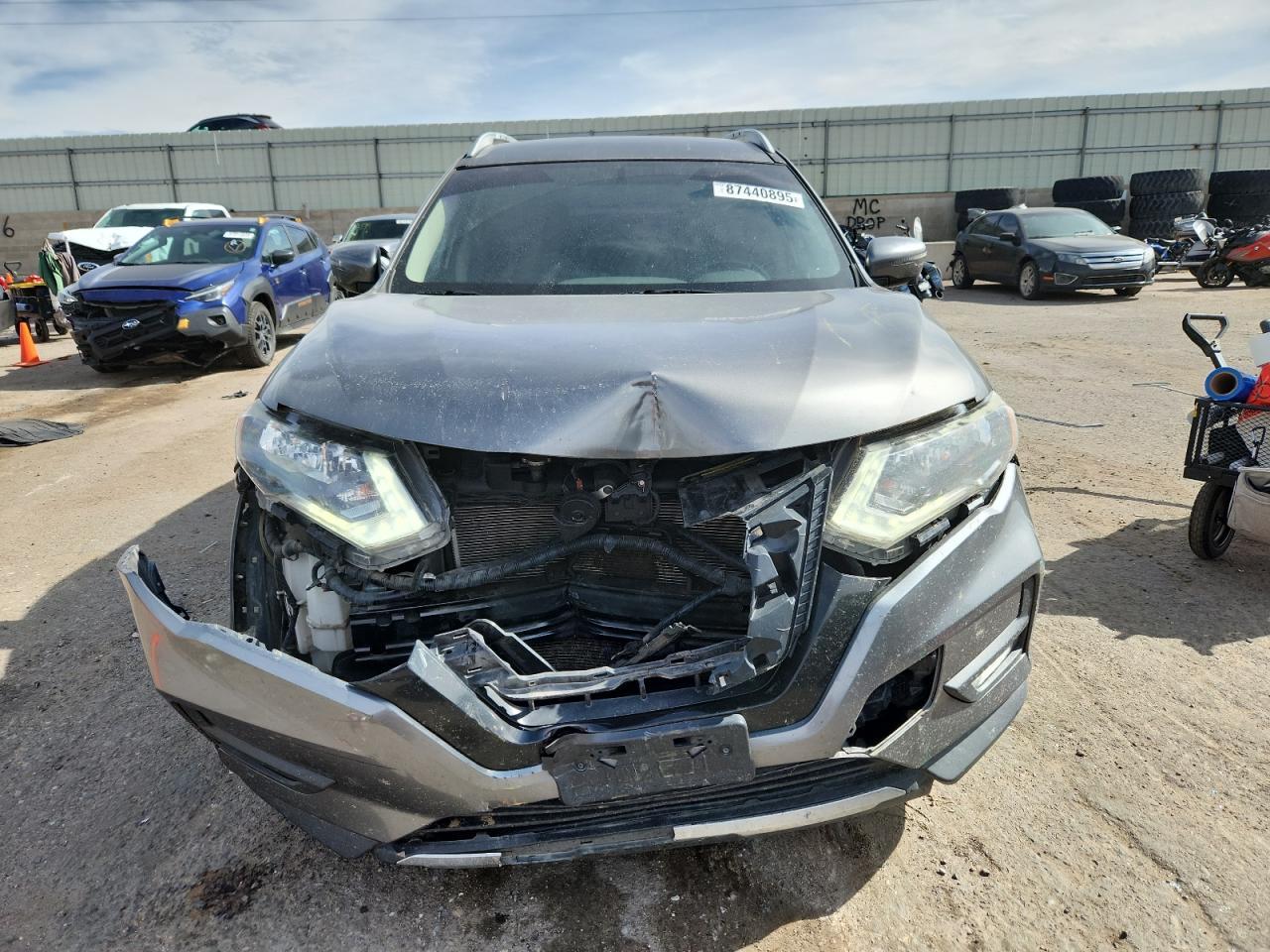 2017 NISSAN ROGUE