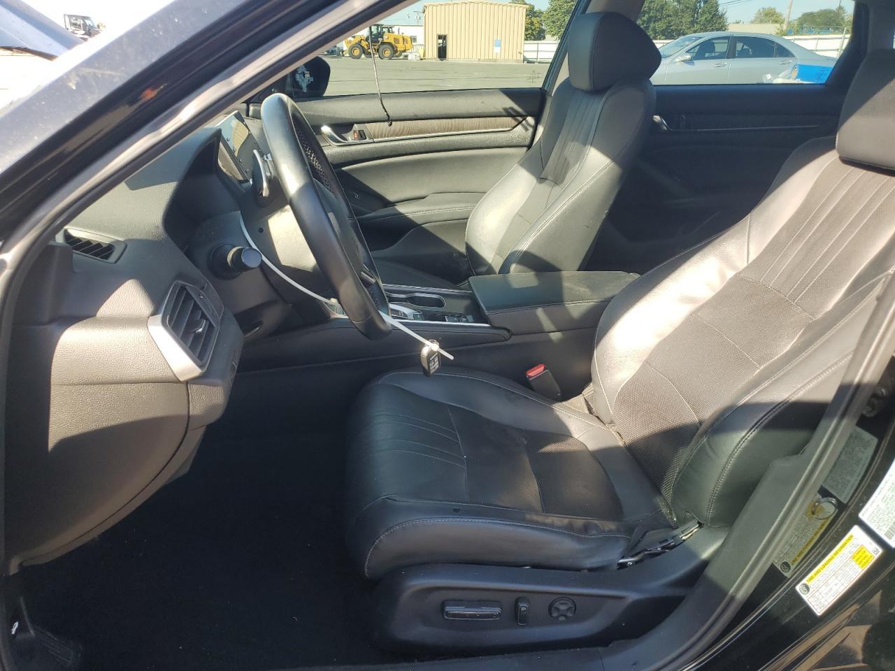 2018 HONDA ACCORD