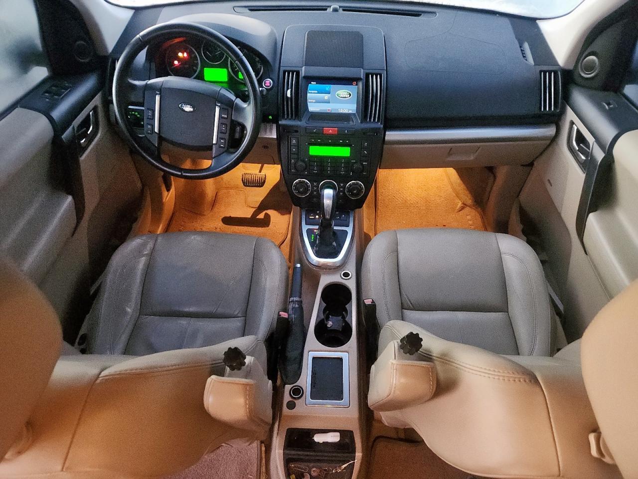2011 LAND ROVER LR2