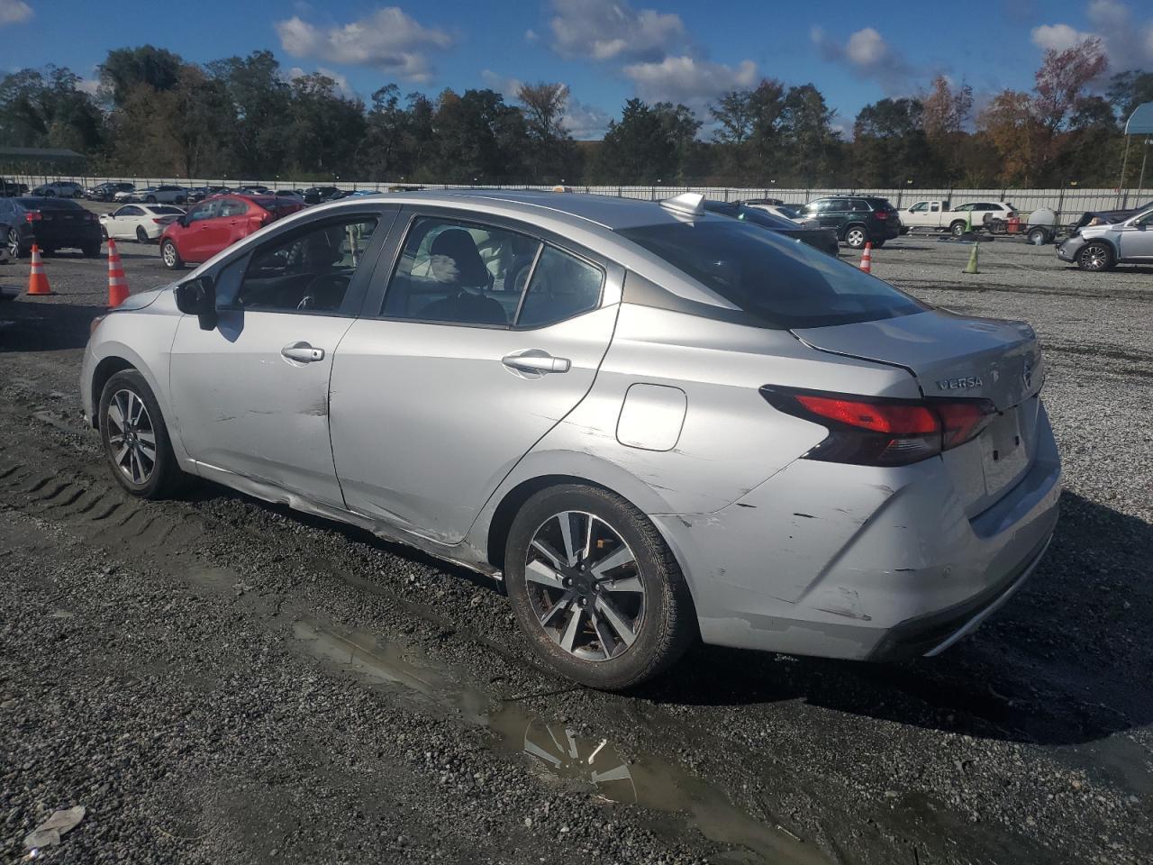 2021 NISSAN VERSA
