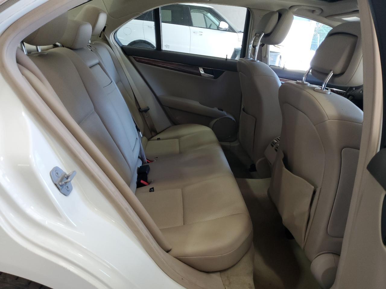 2011 MERCEDES-BENZ C-CLASS