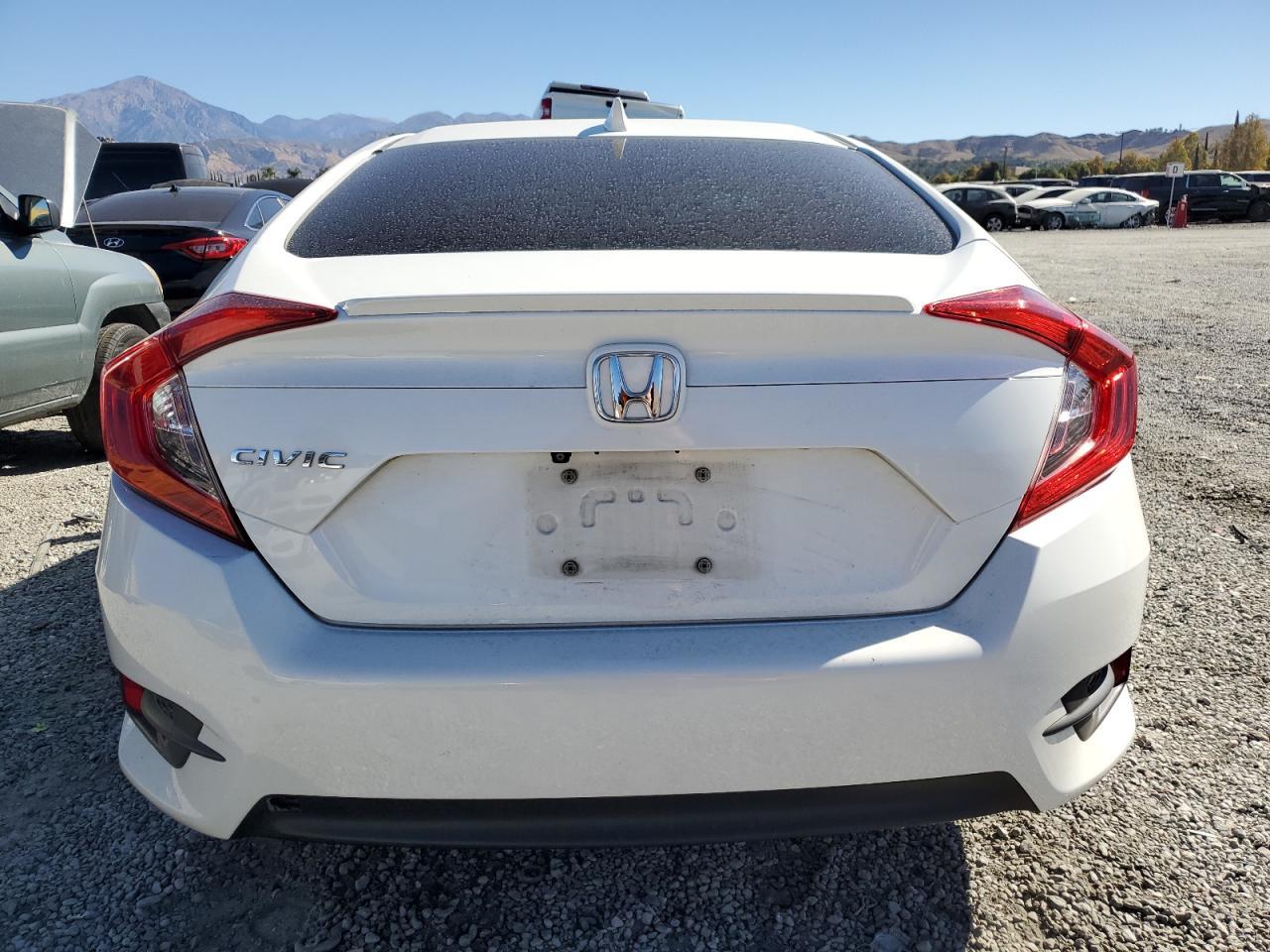 2018 HONDA CIVIC