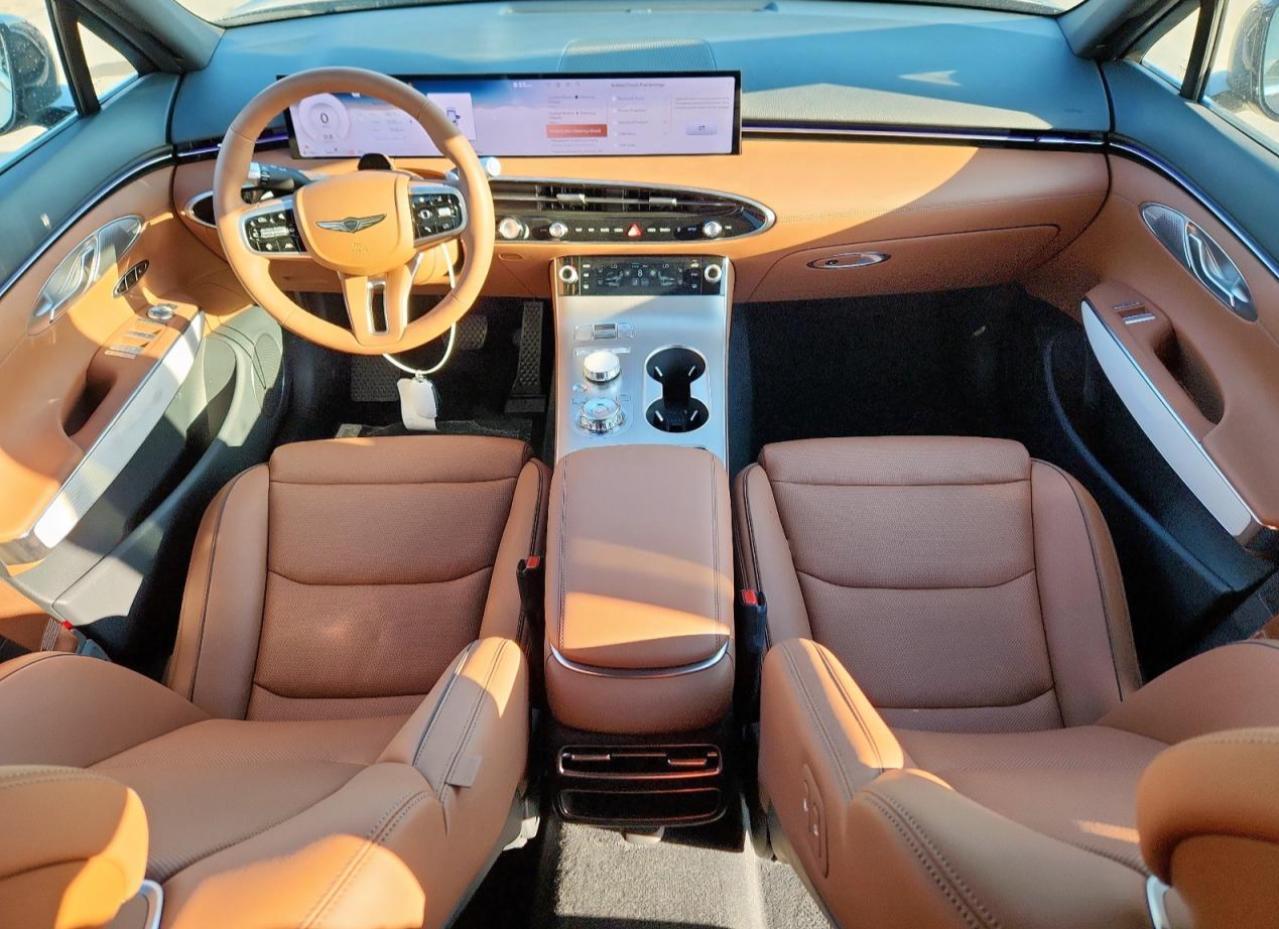 2026 GENESIS GV70
