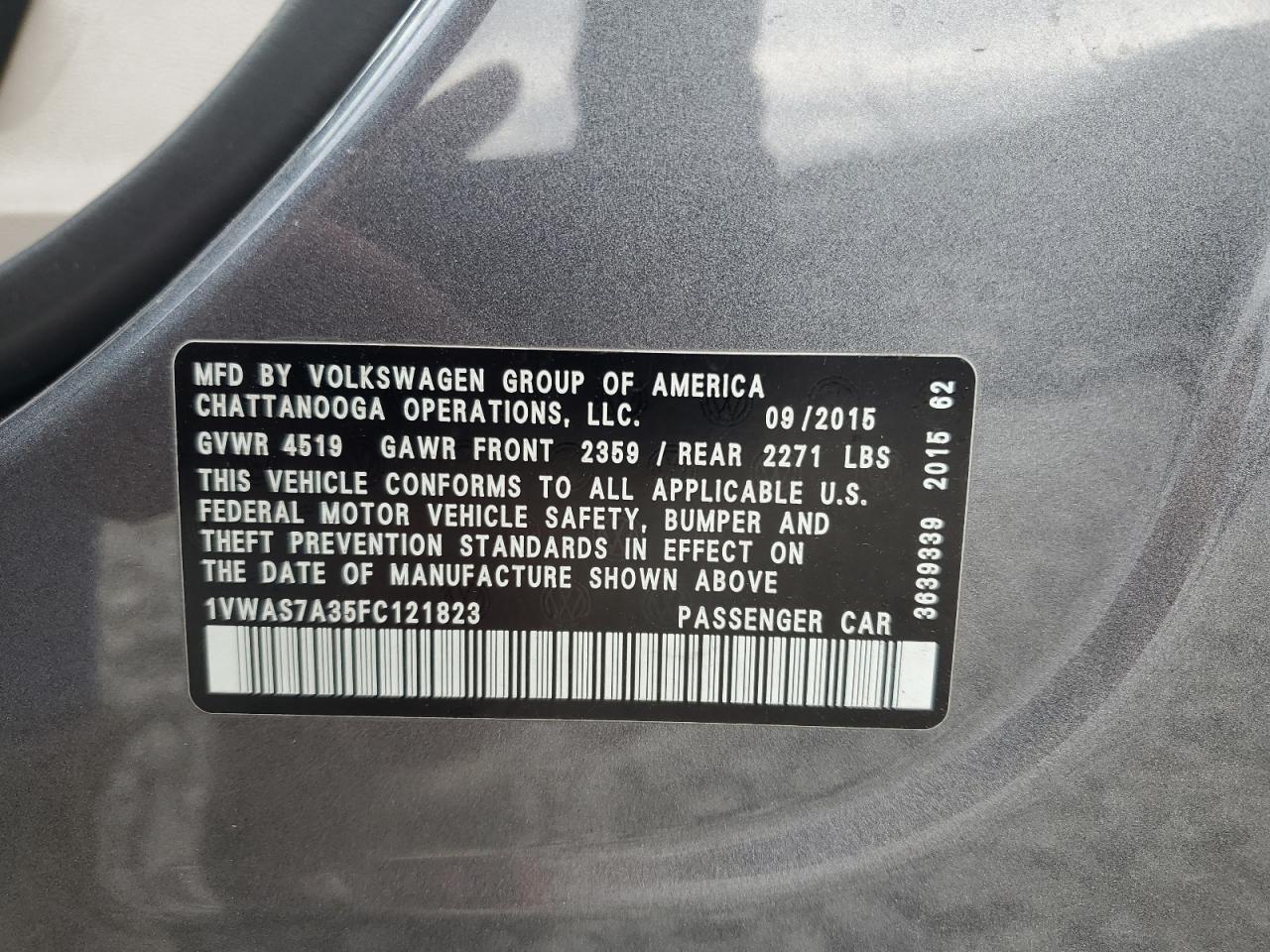 2015 VOLKSWAGEN Passat