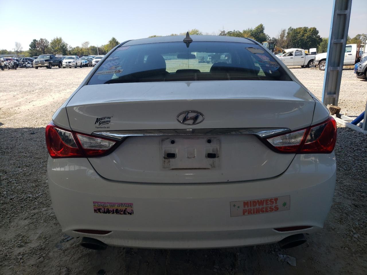2011 HYUNDAI SONATA