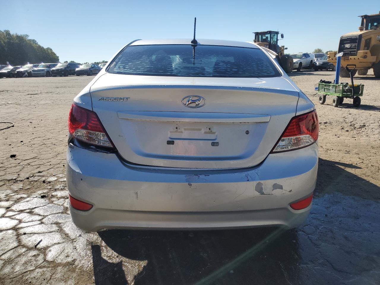 2012 HYUNDAI ACCENT