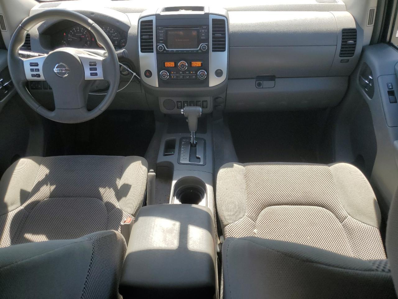 2015 NISSAN Frontier
