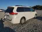 2011 TOYOTA SIENNA