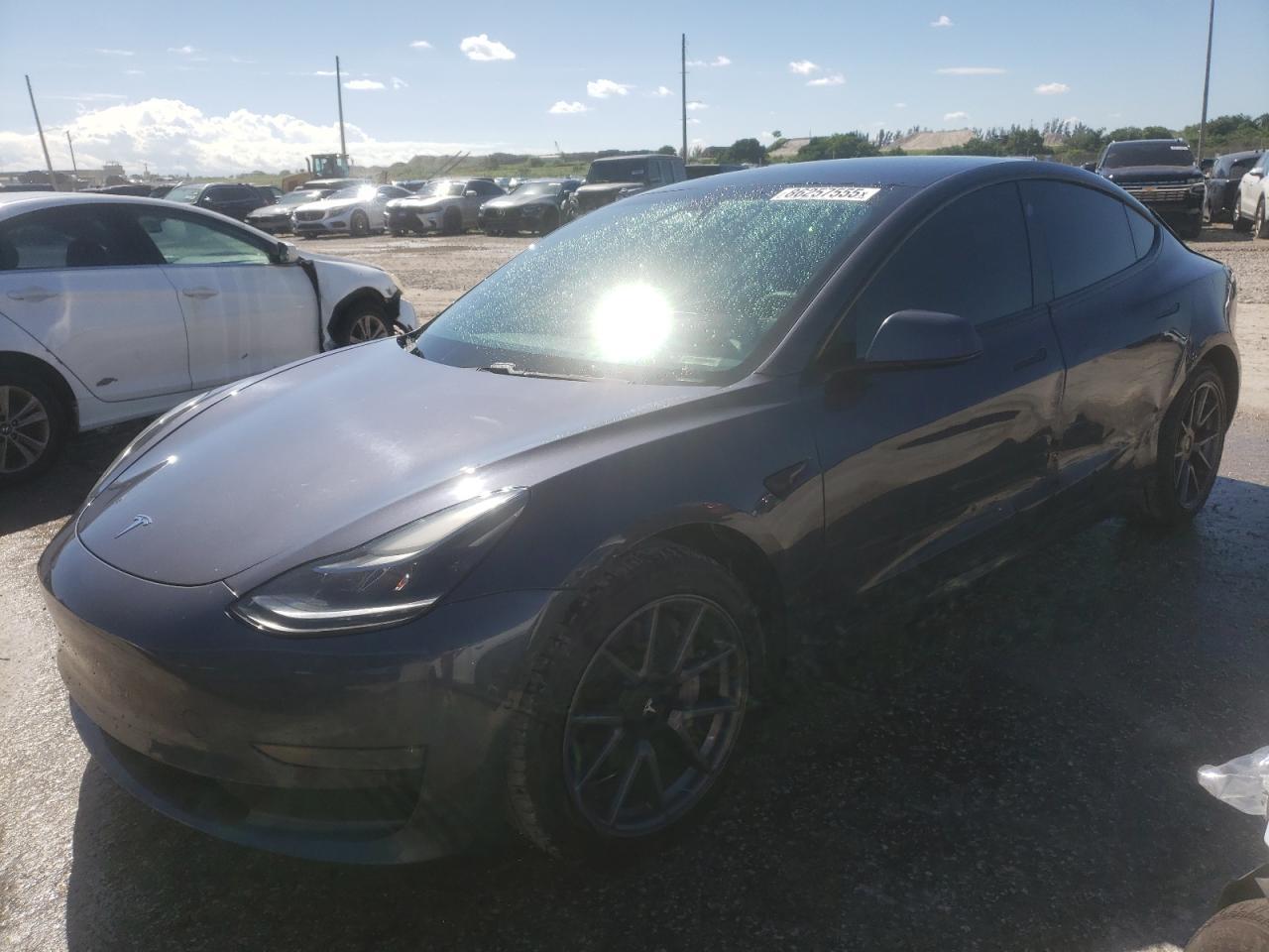 2021 TESLA MODEL 3