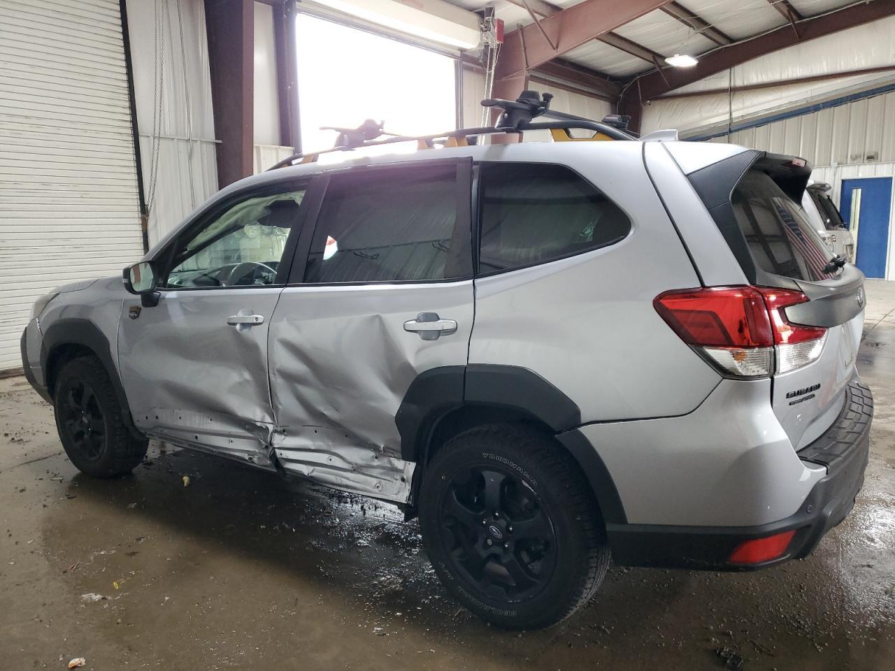 2022 SUBARU FORESTER