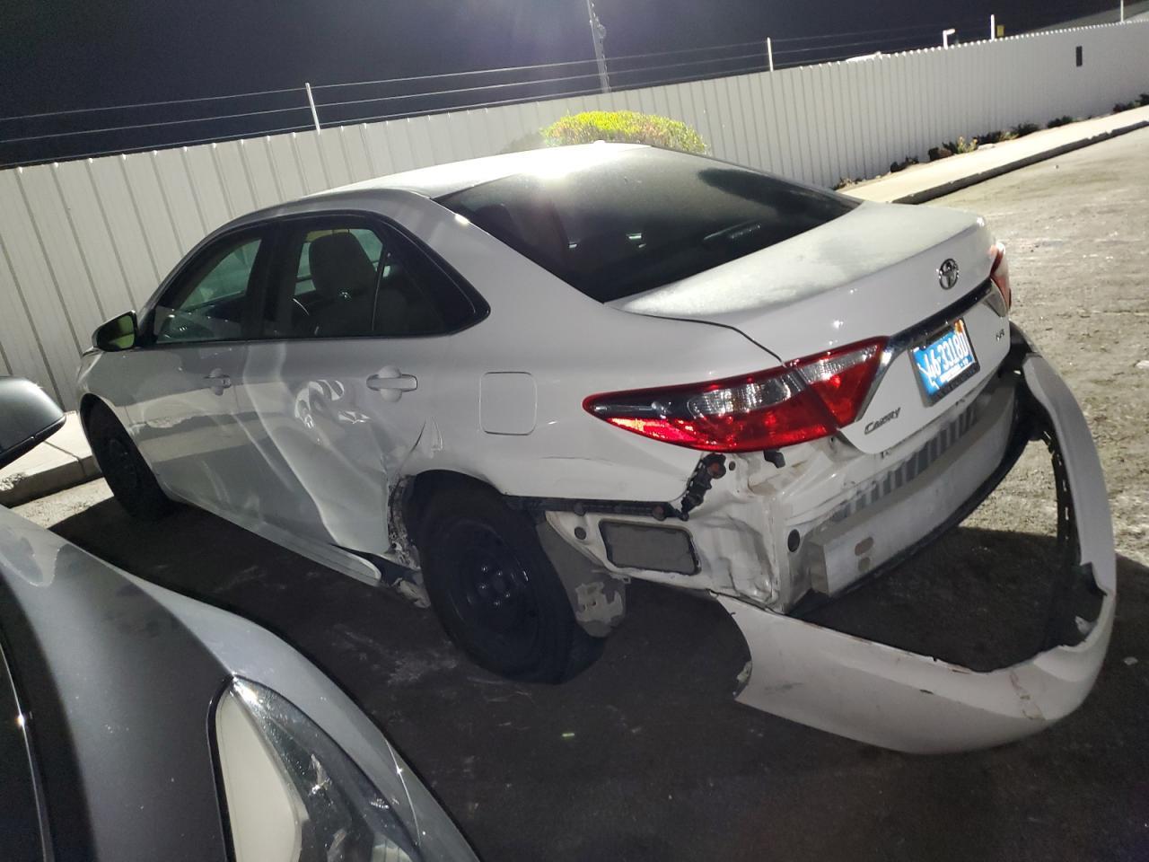 2015 TOYOTA CAMRY