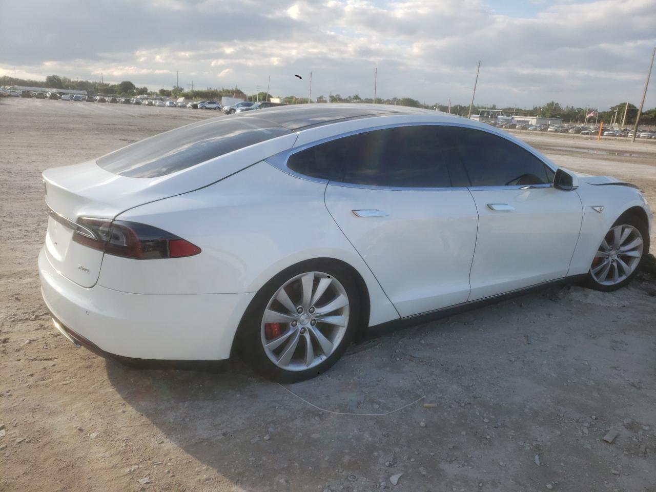 2013 TESLA MODEL S