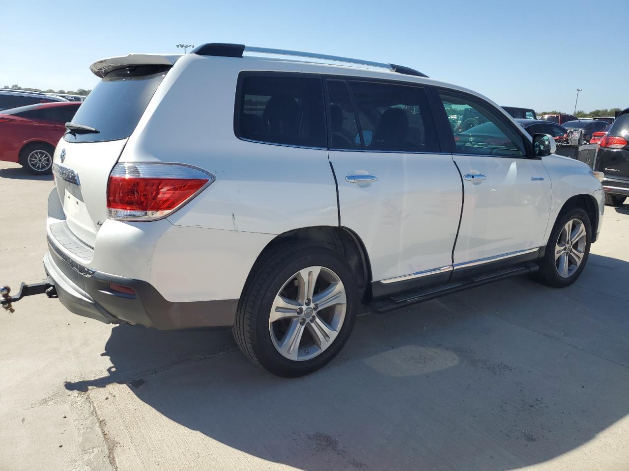 2013 TOYOTA HIGHLANDER