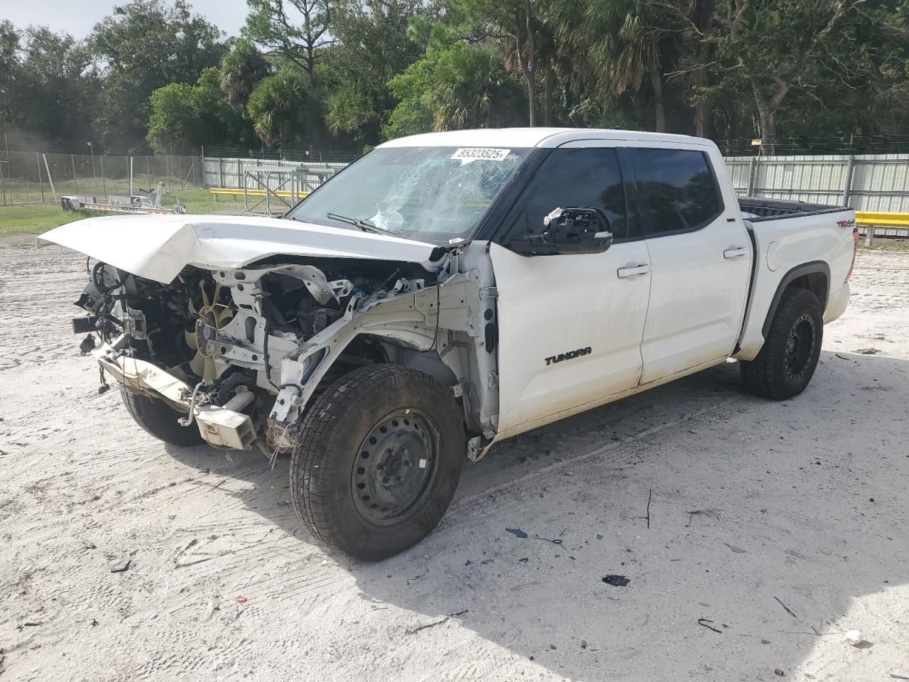2022 TOYOTA TUNDRA