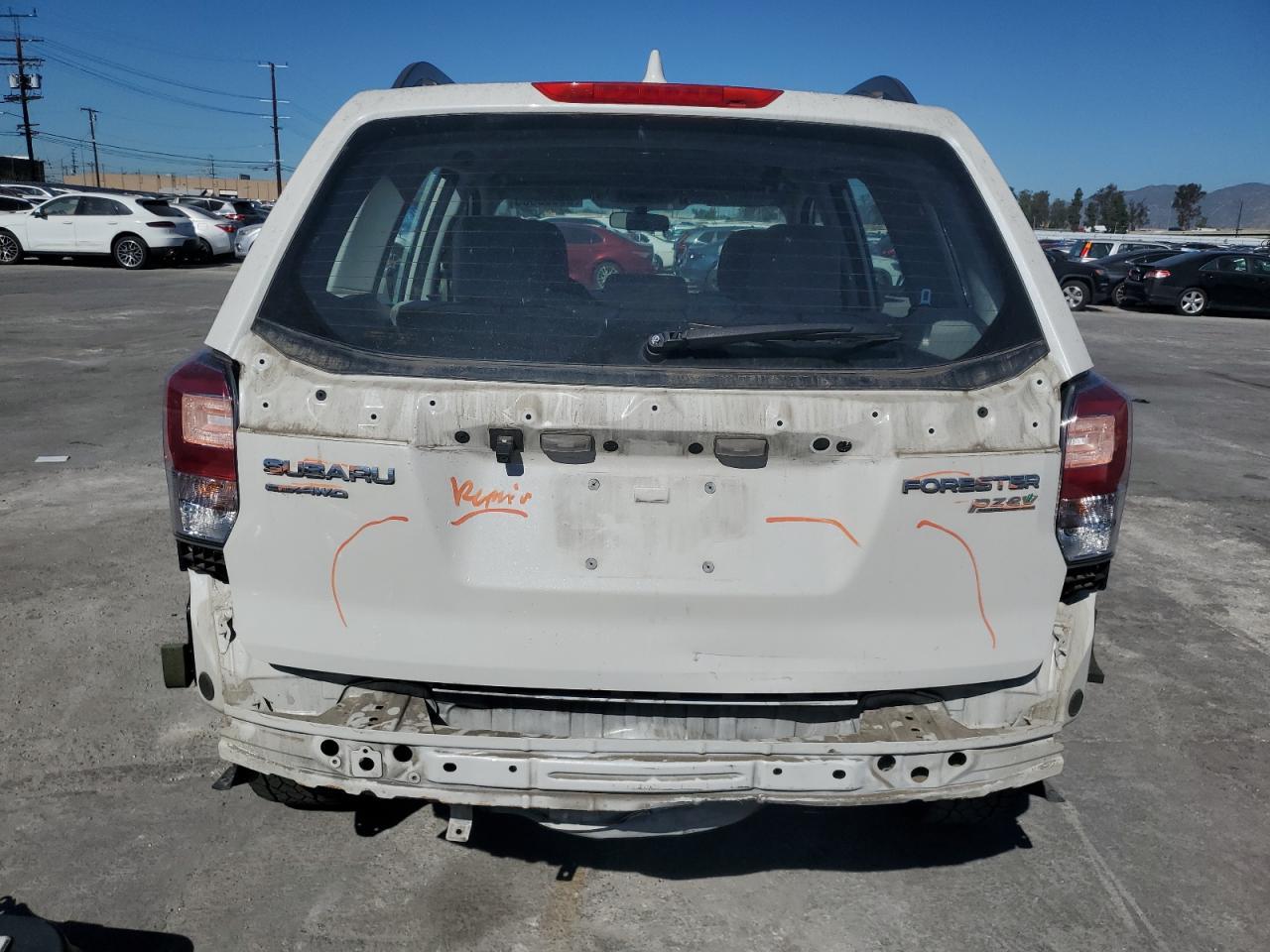 2017 SUBARU FORESTER