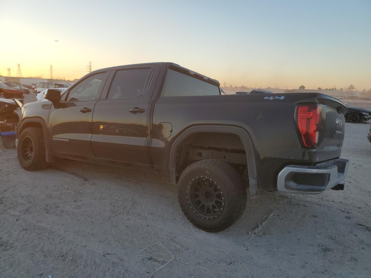 2024 GMC Sierra