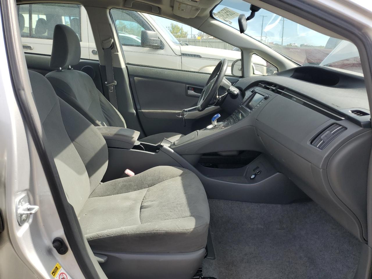 2010 TOYOTA PRIUS