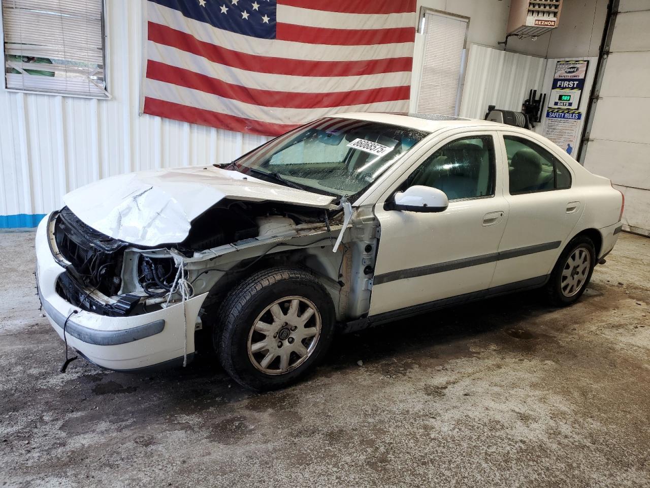 2002 VOLVO S60