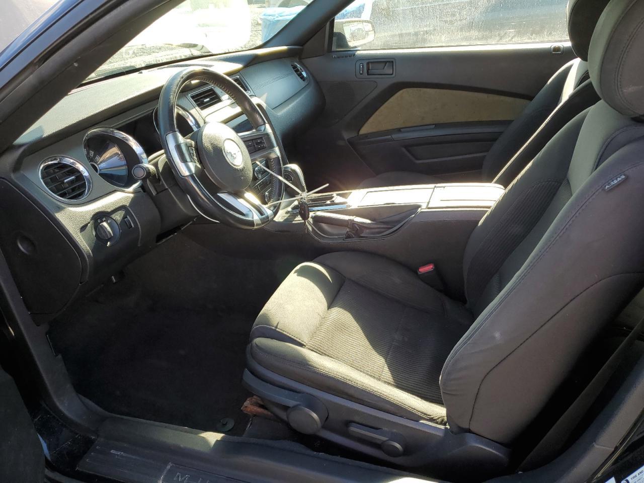 2013 FORD MUSTANG