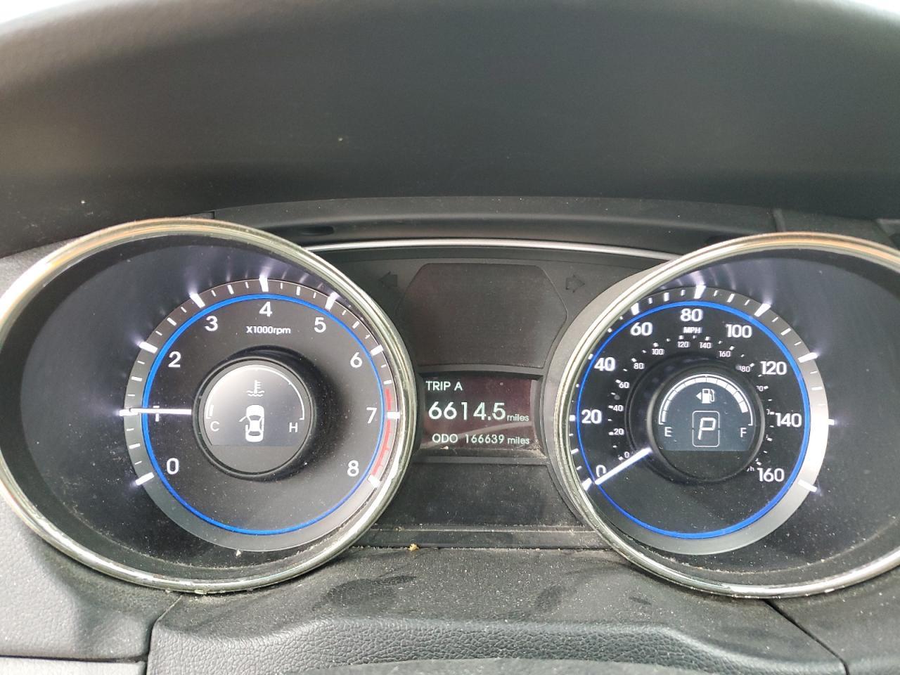 2011 HYUNDAI SONATA