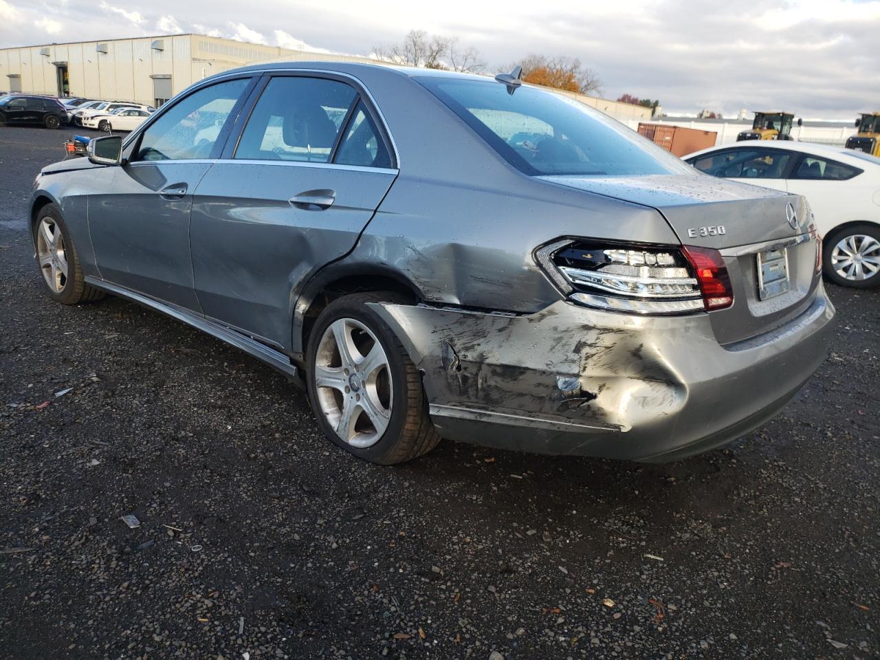 2014 MERCEDES-BENZ E-Class