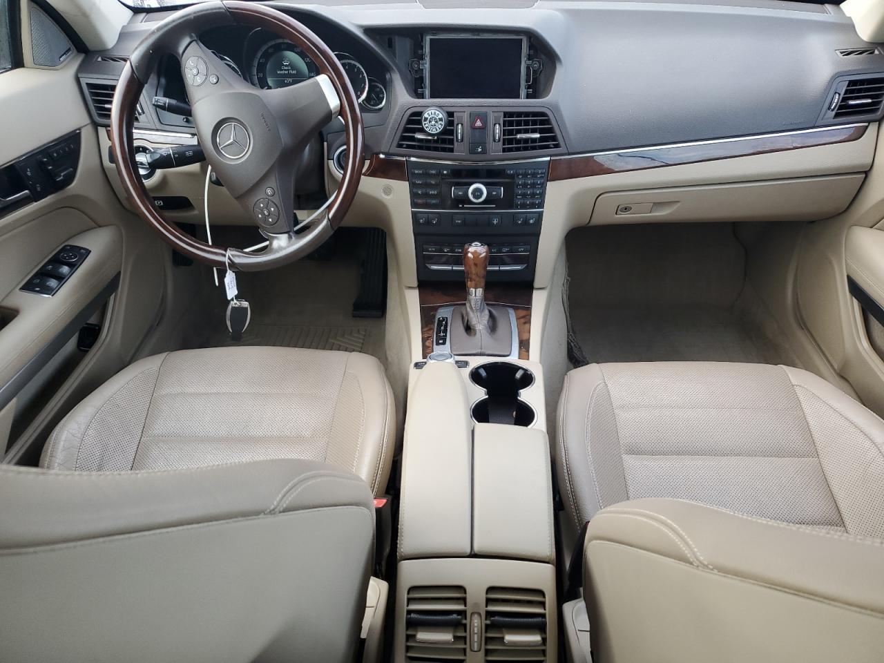 2011 MERCEDES-BENZ E-Class