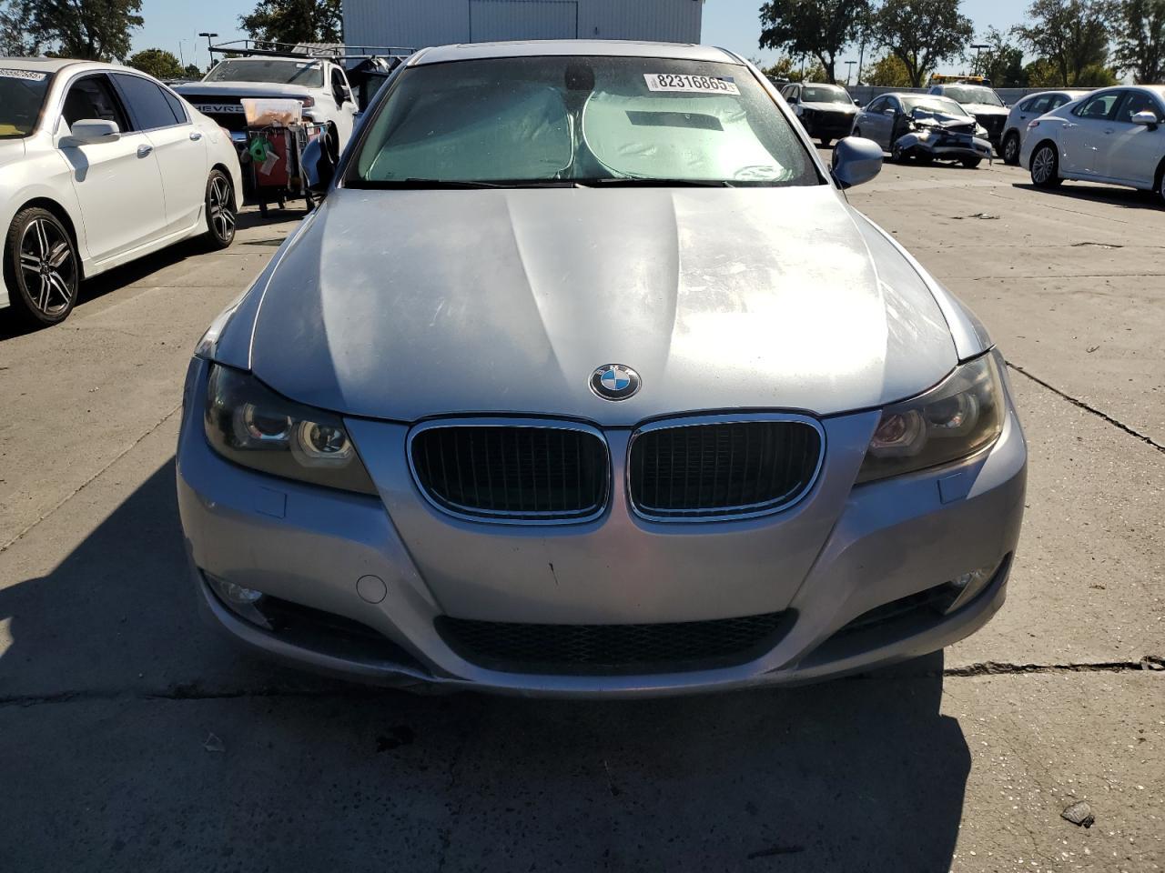 2011 BMW 3 SERIES