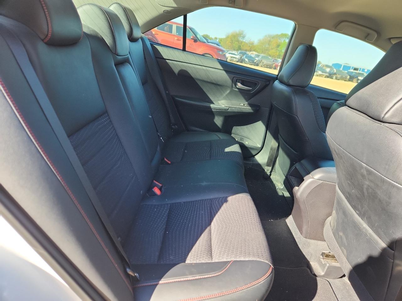 2015 TOYOTA CAMRY