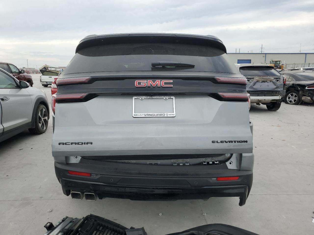 2025 GMC ACADIA