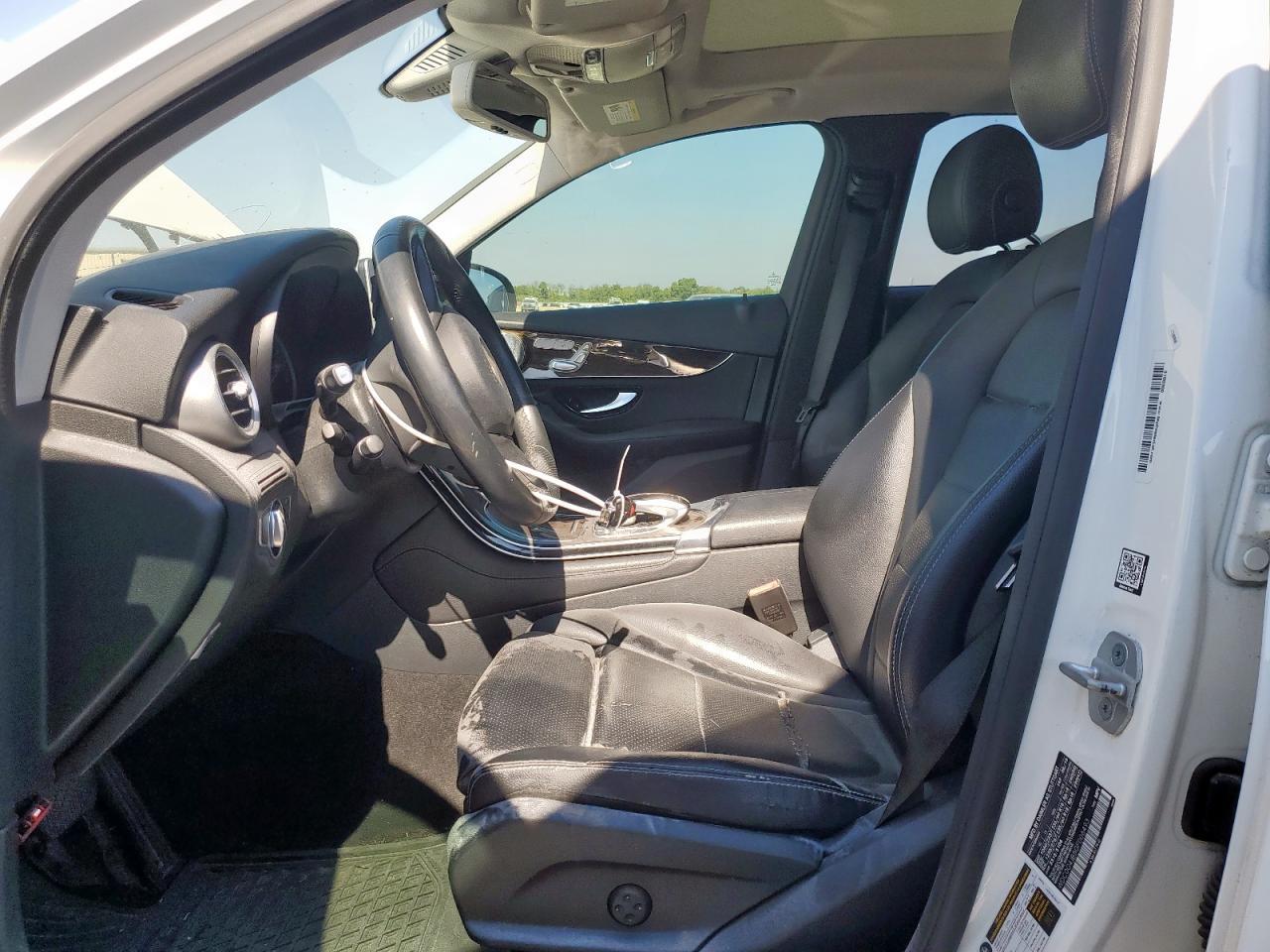 2016 MERCEDES-BENZ GLC-Class