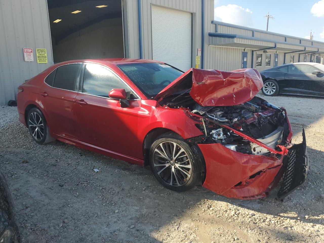 2019 TOYOTA CAMRY