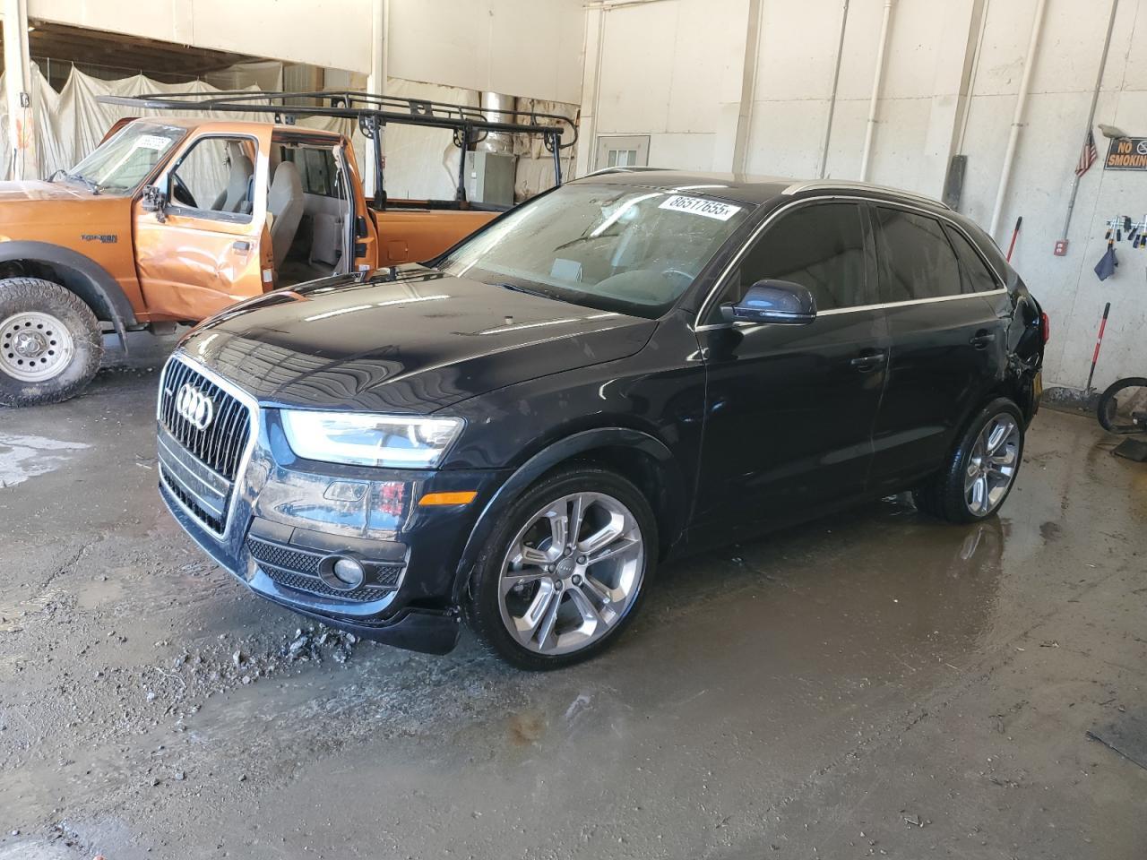 2015 AUDI Q3