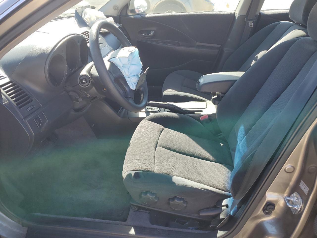 2002 NISSAN ALTIMA