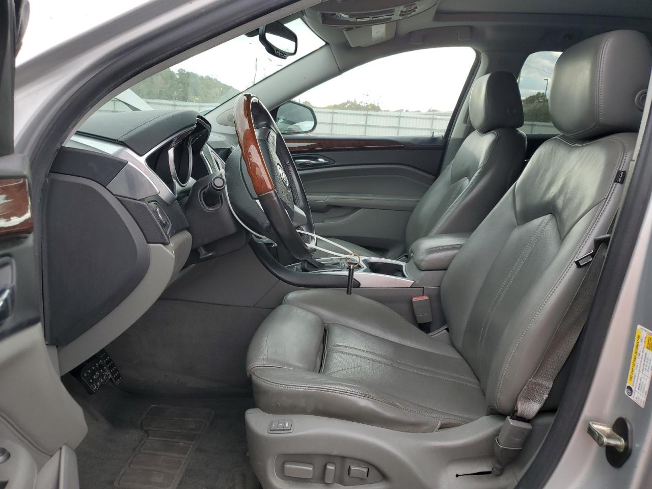 2010 CADILLAC SRX