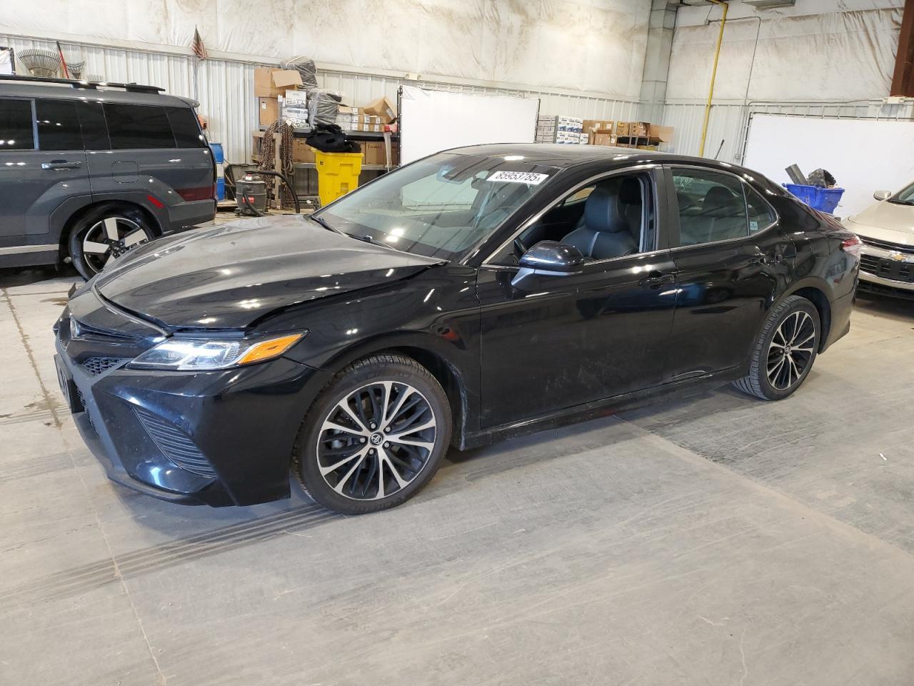 2018 TOYOTA CAMRY