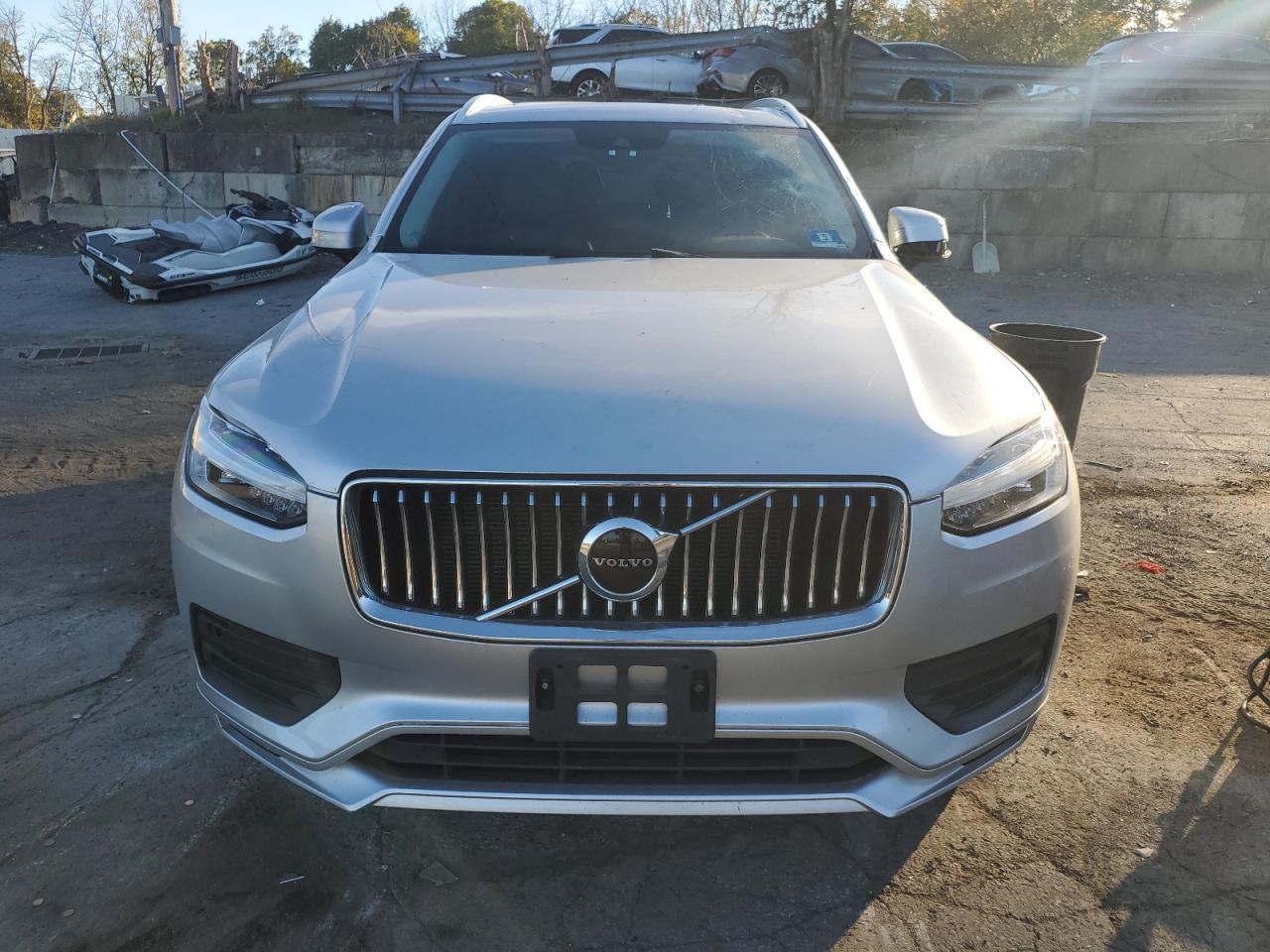 2020 VOLVO XC90