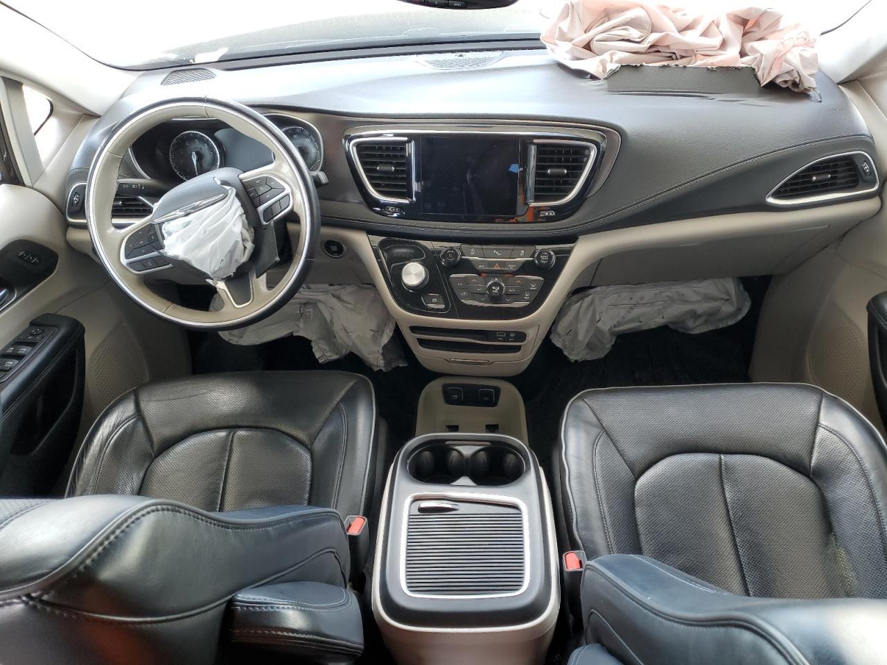 2019 CHRYSLER Pacifica