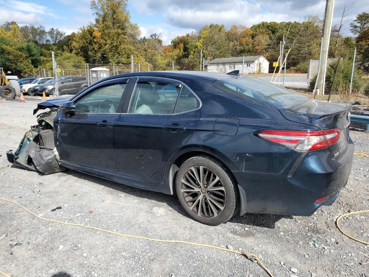 2019 TOYOTA CAMRY