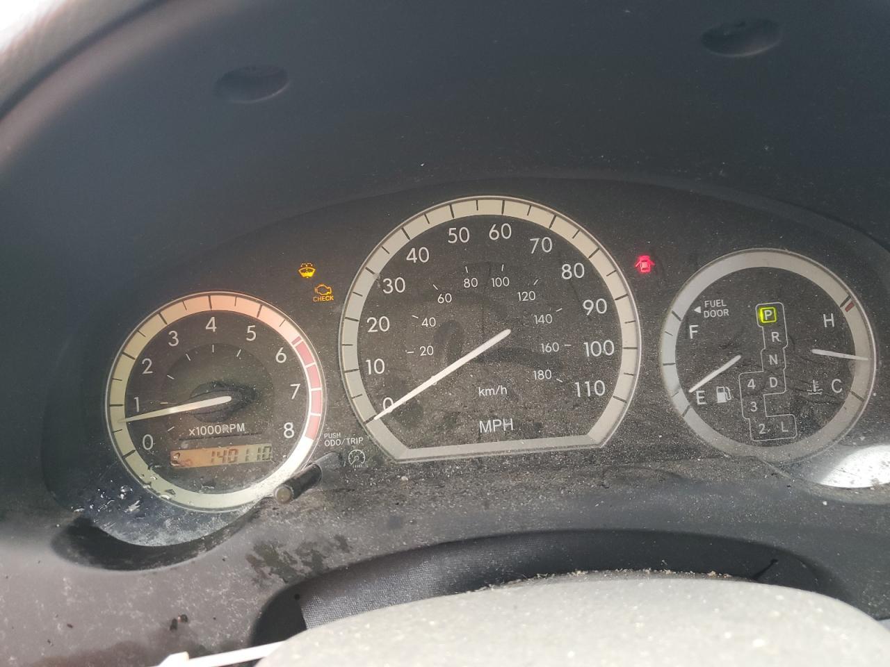 2004 TOYOTA SIENNA