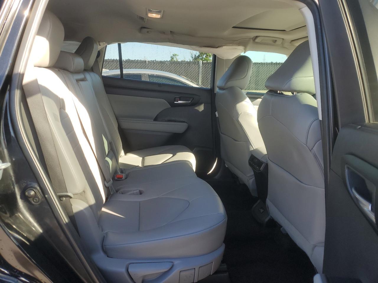 2023 TOYOTA HIGHLANDER