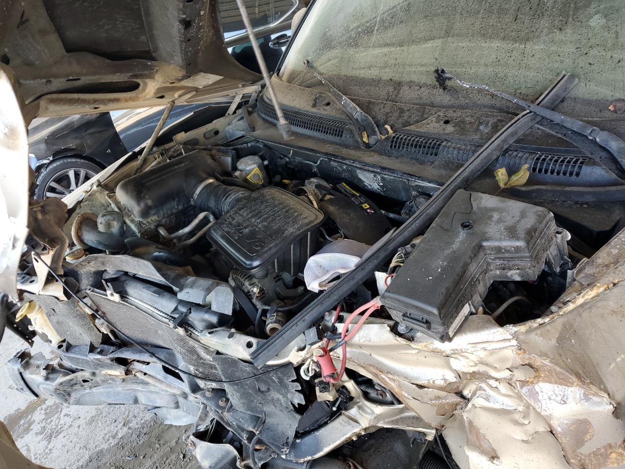 2005 DODGE Dakota