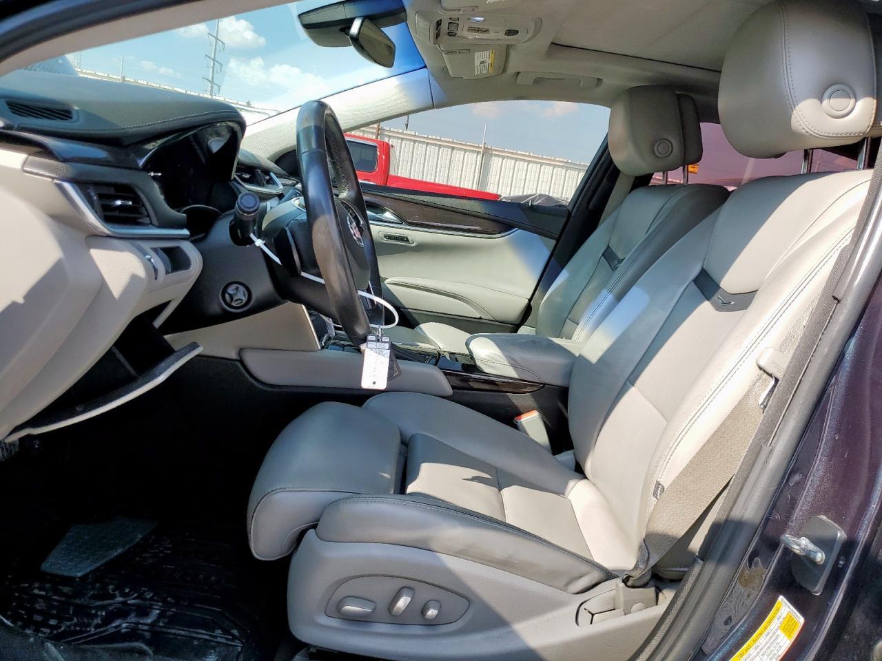 2014 CADILLAC XTS