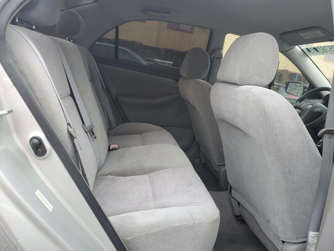 2004 TOYOTA COROLLA