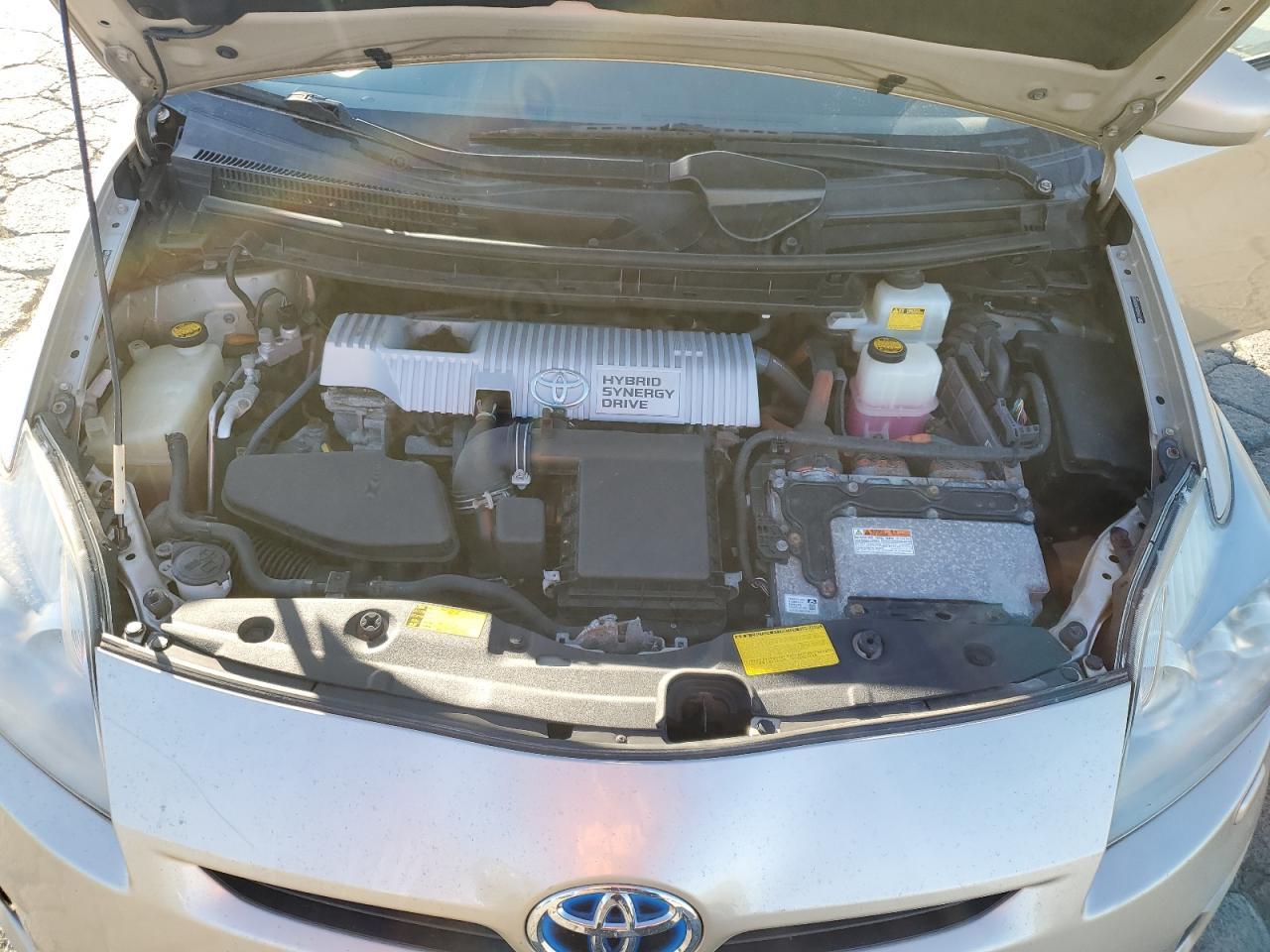 2011 TOYOTA PRIUS
