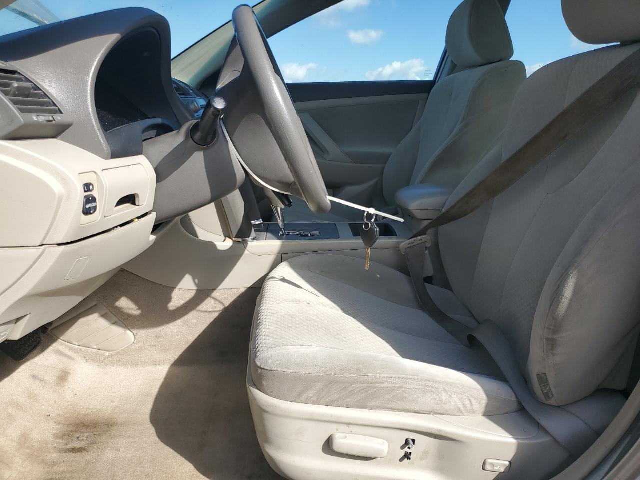 2009 TOYOTA CAMRY