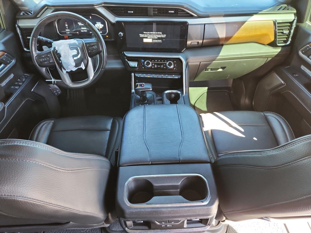 2023 GMC Sierra