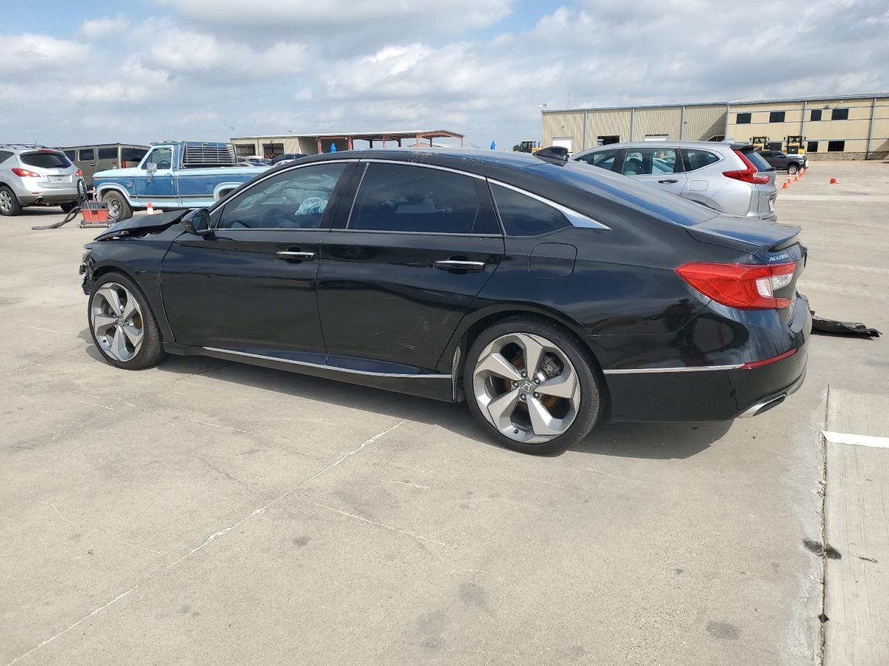 2018 HONDA ACCORD