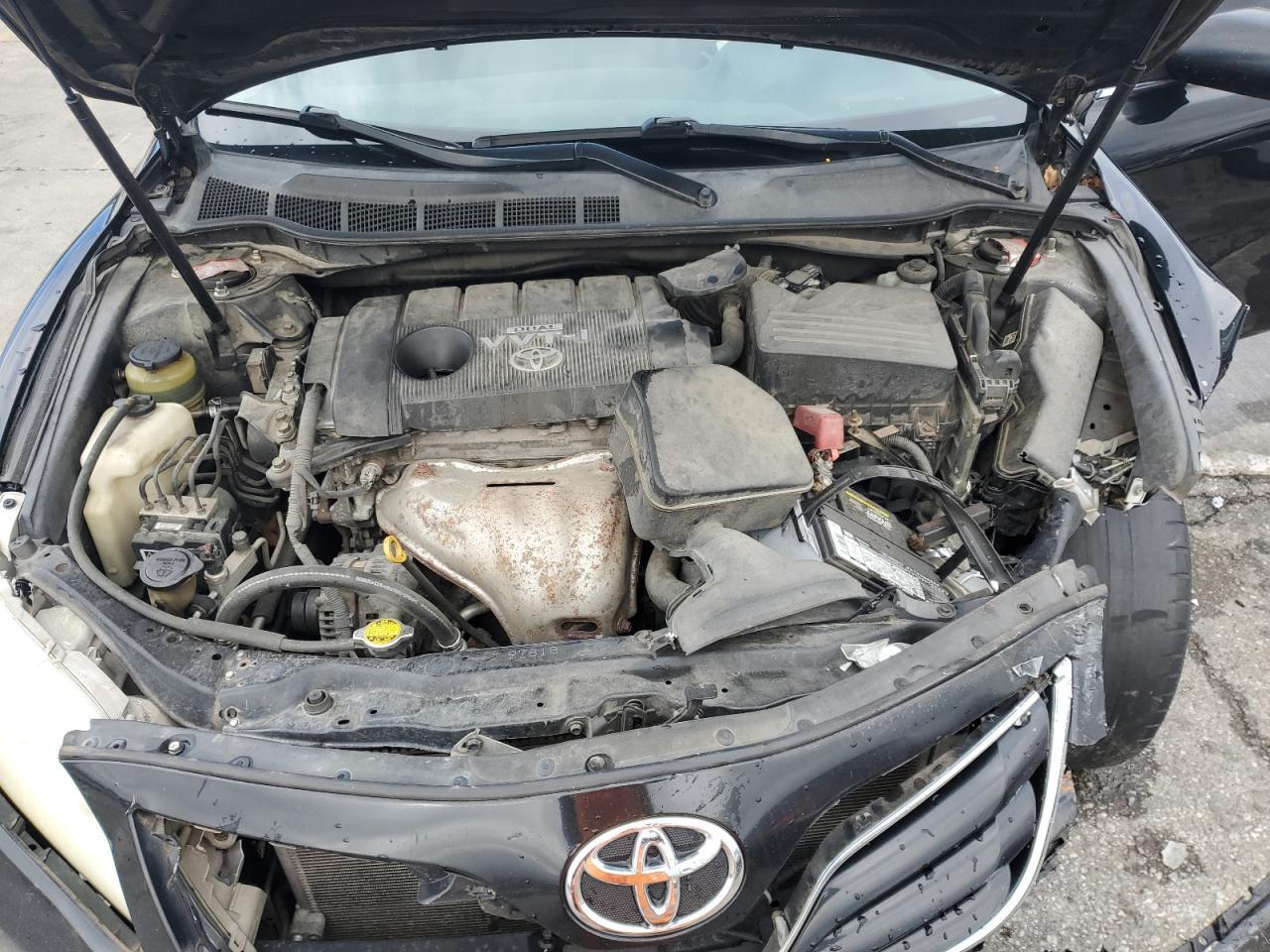 2010 TOYOTA CAMRY