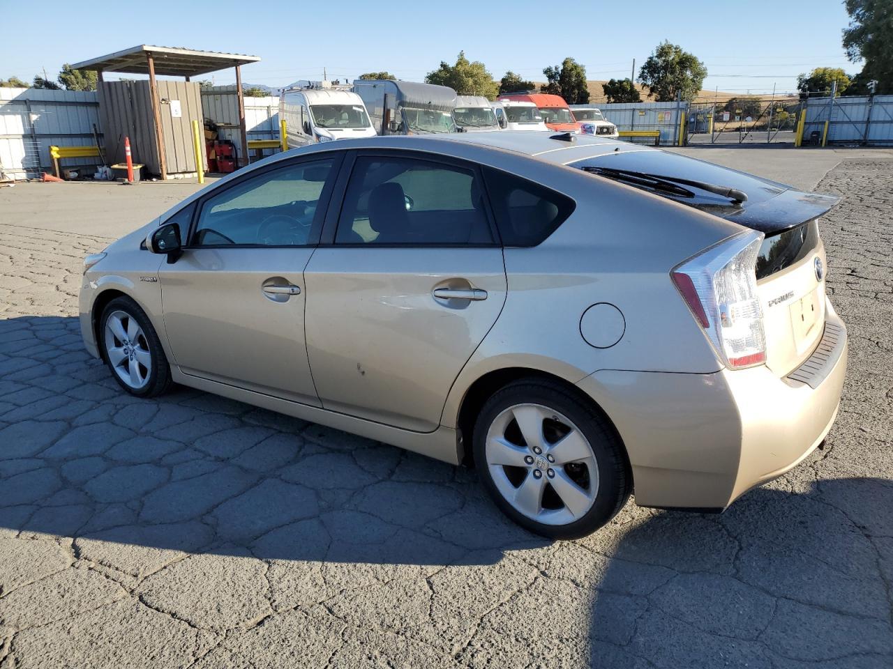 2011 TOYOTA PRIUS